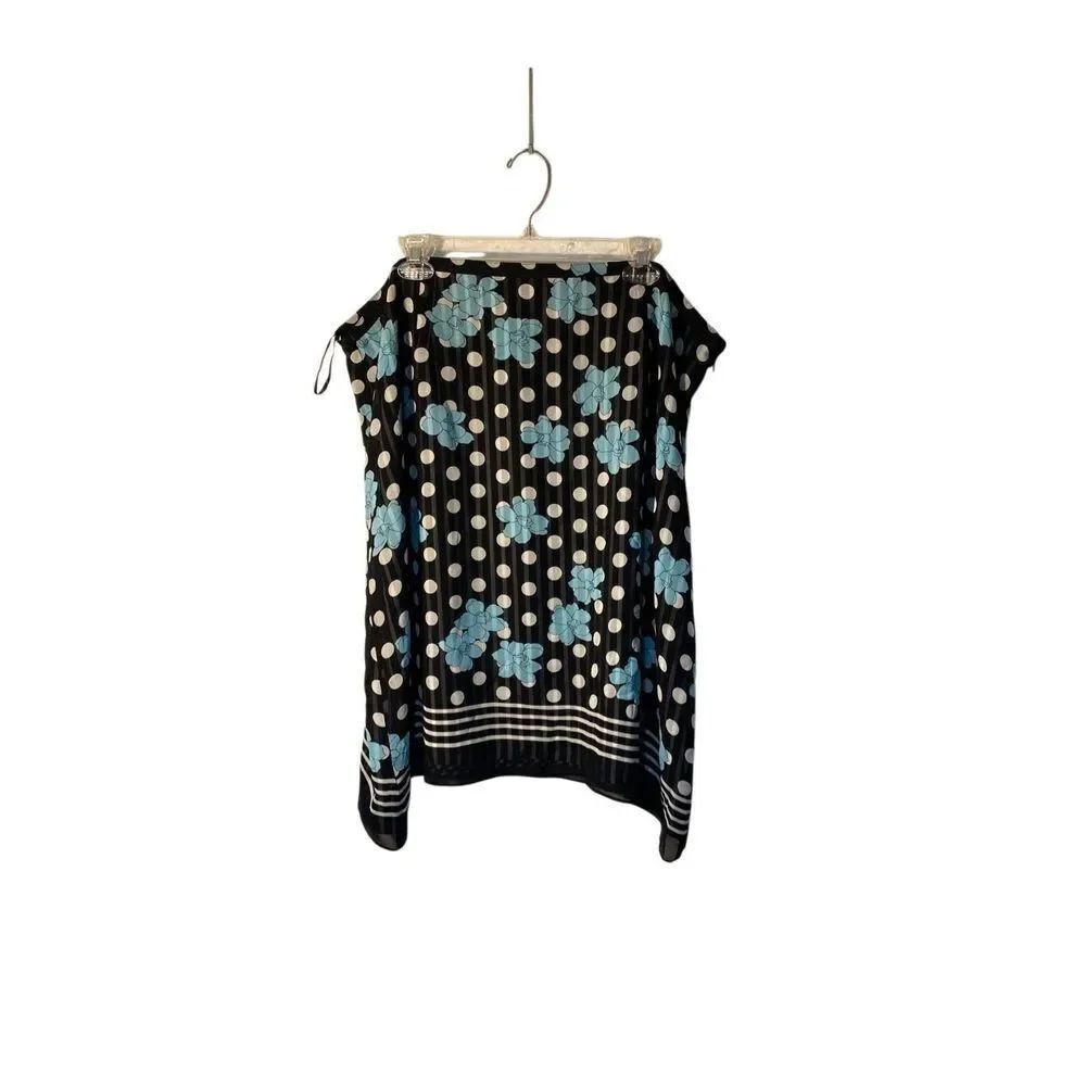 Valerie Stevens, women’s 100% silk floral, black white and blue skirt 20 W